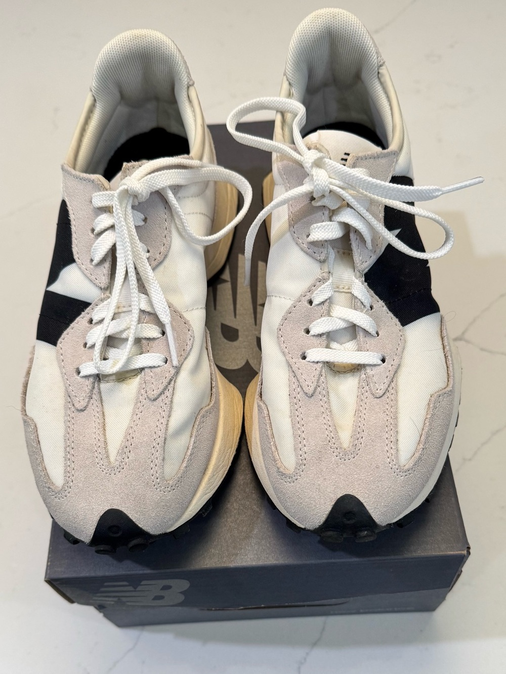 Women’s New Balance Running Shoes 8M
